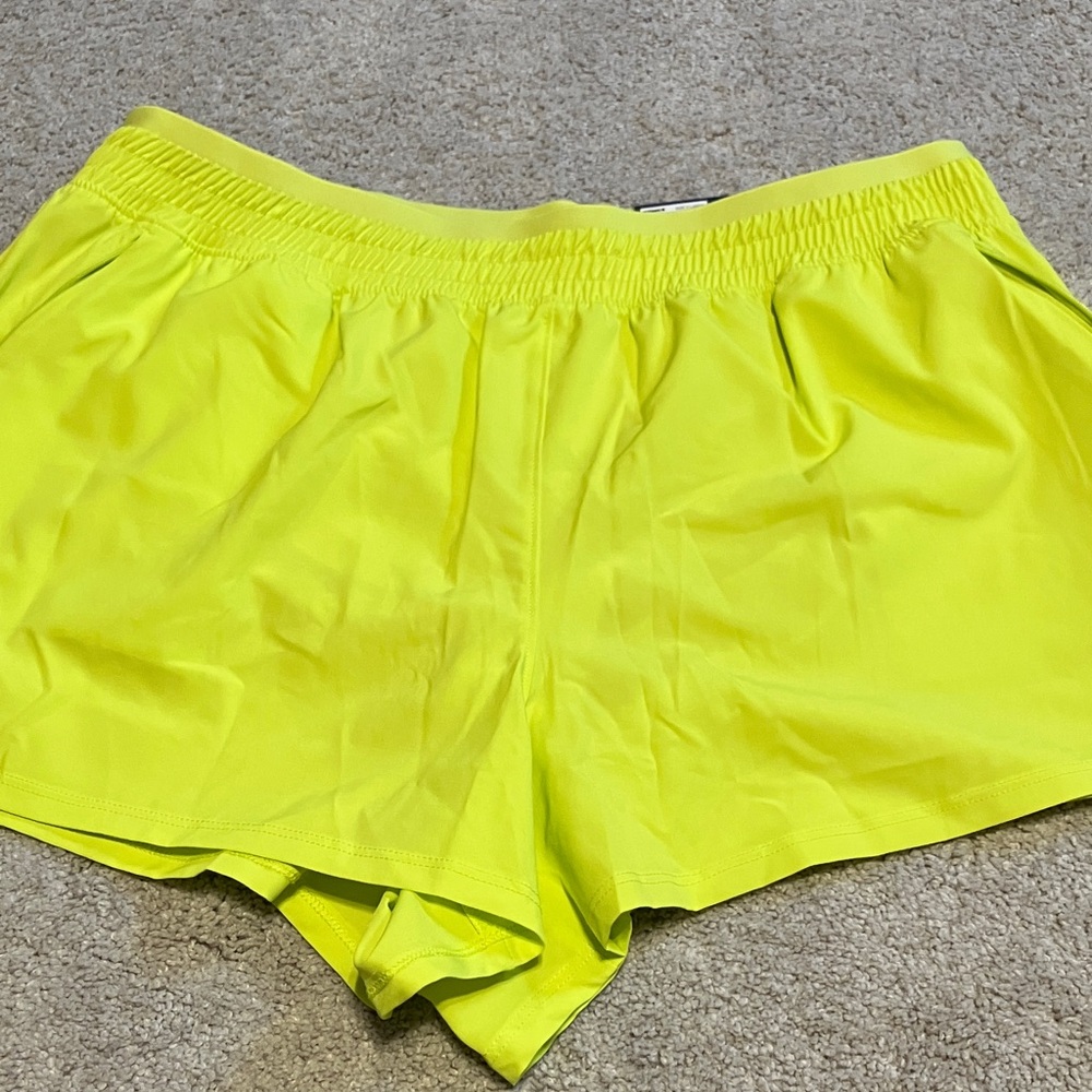 Tek Gear Womens Shorts XL Mid Rise Neon Green NWT